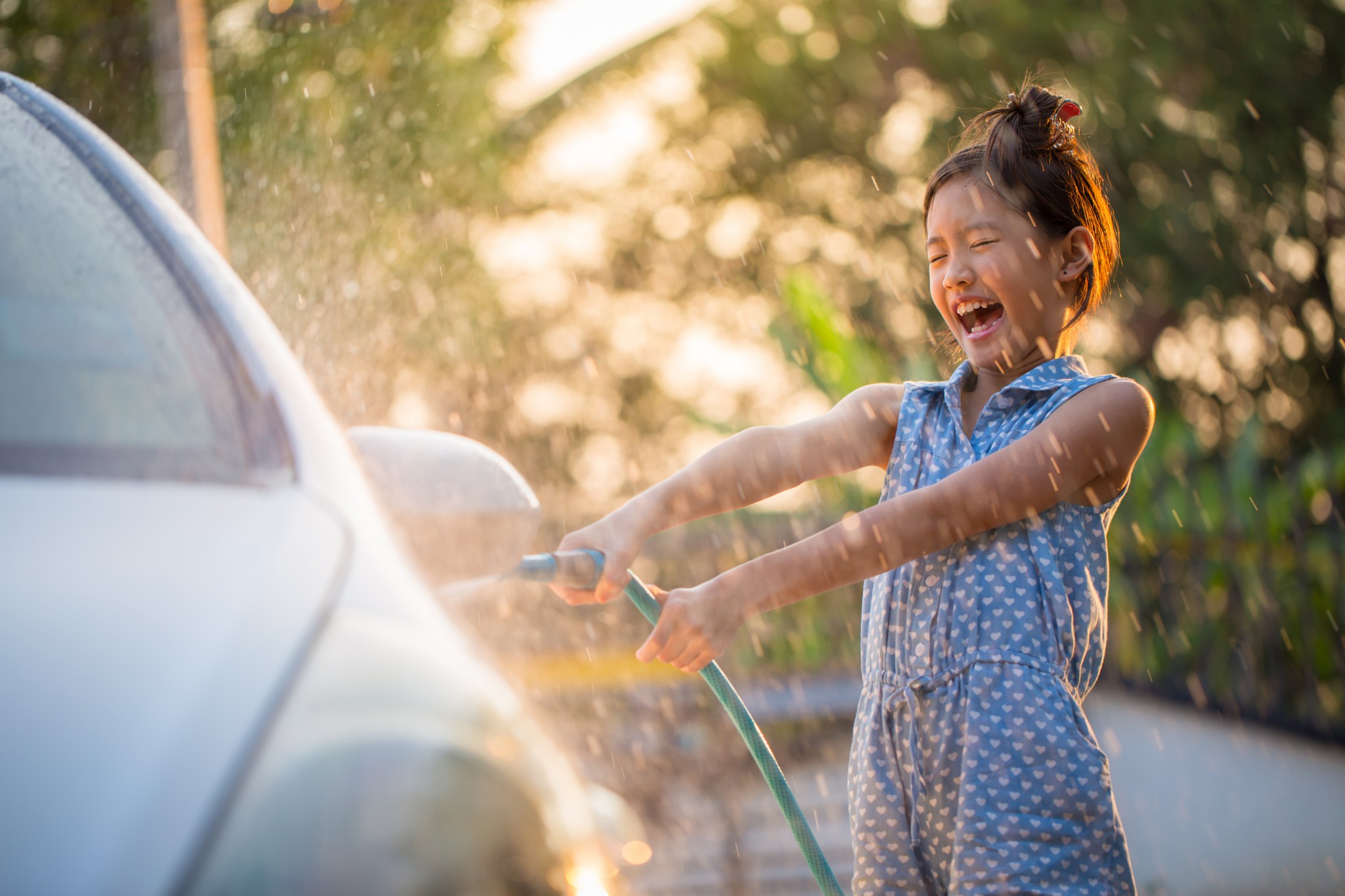 Ren Washing Girl